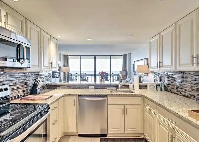 Indoor Pool & Views: Beachfront Ocean * Ocean Stadt