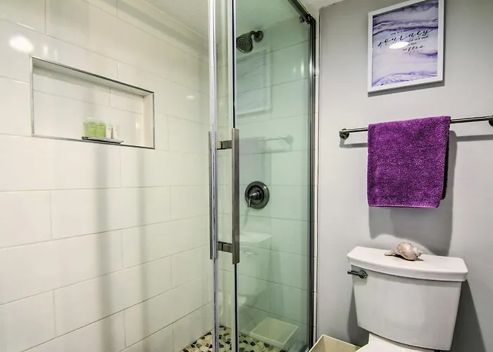 Indoor Pool & Views: Beachfront Ocean * Ocean Stadt